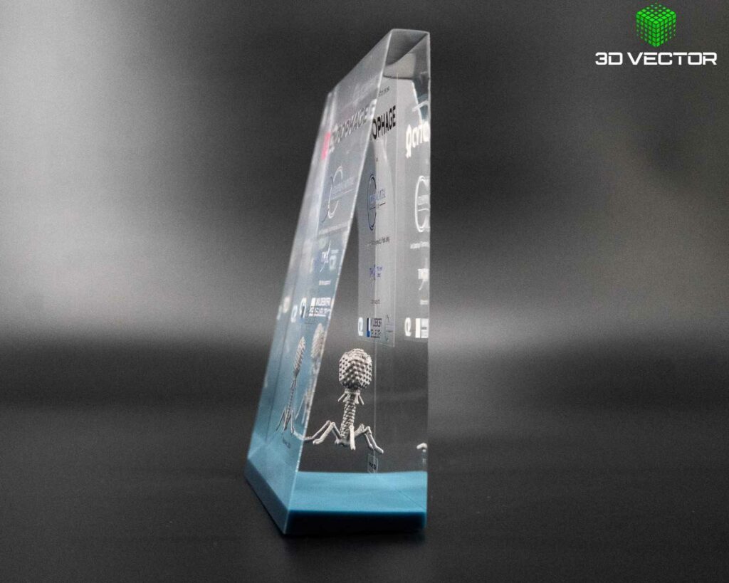 Glass trophy